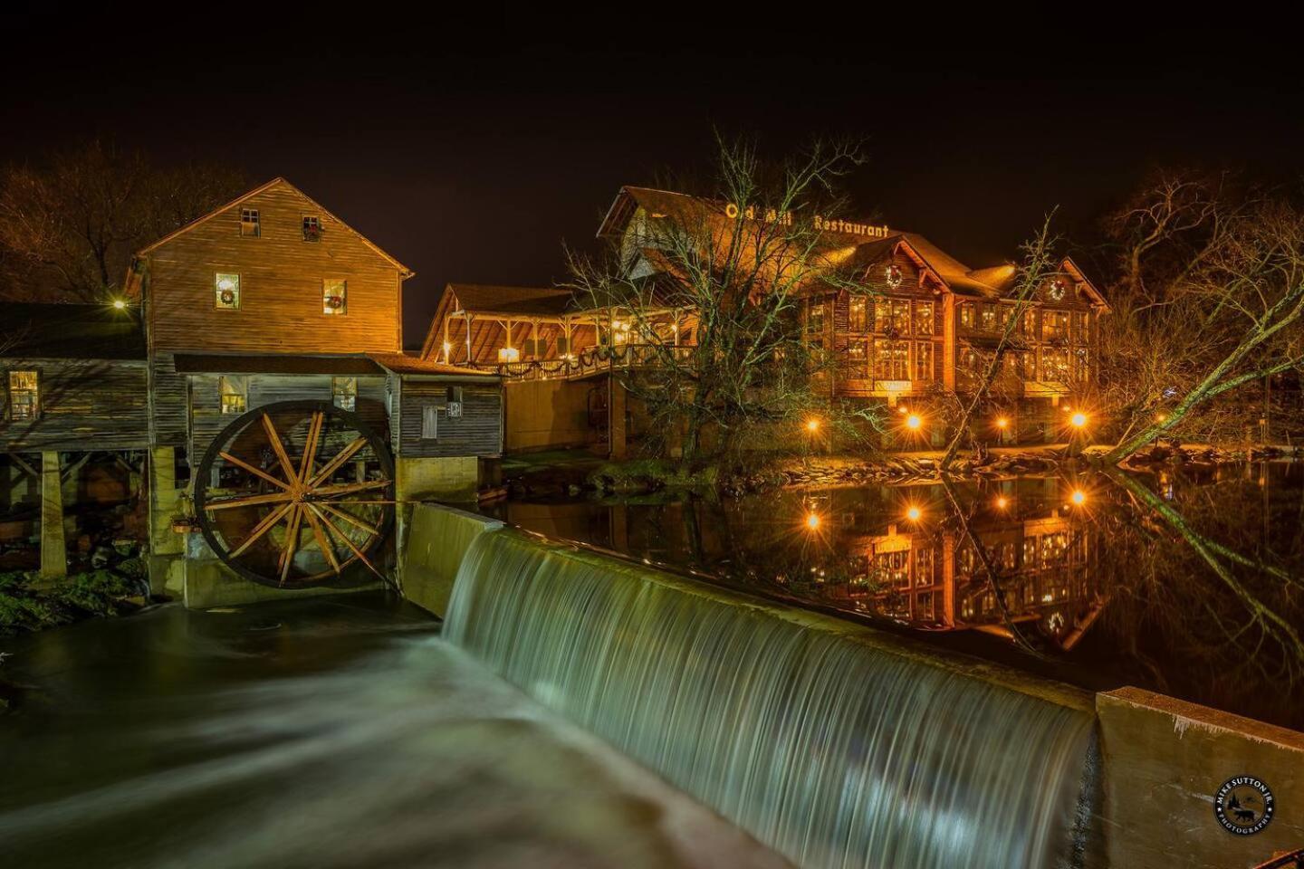 5Br Smoky Cabin Hot Tub, Games, 1 Mi To Parkway بيدجن فورج المظهر الخارجي الصورة